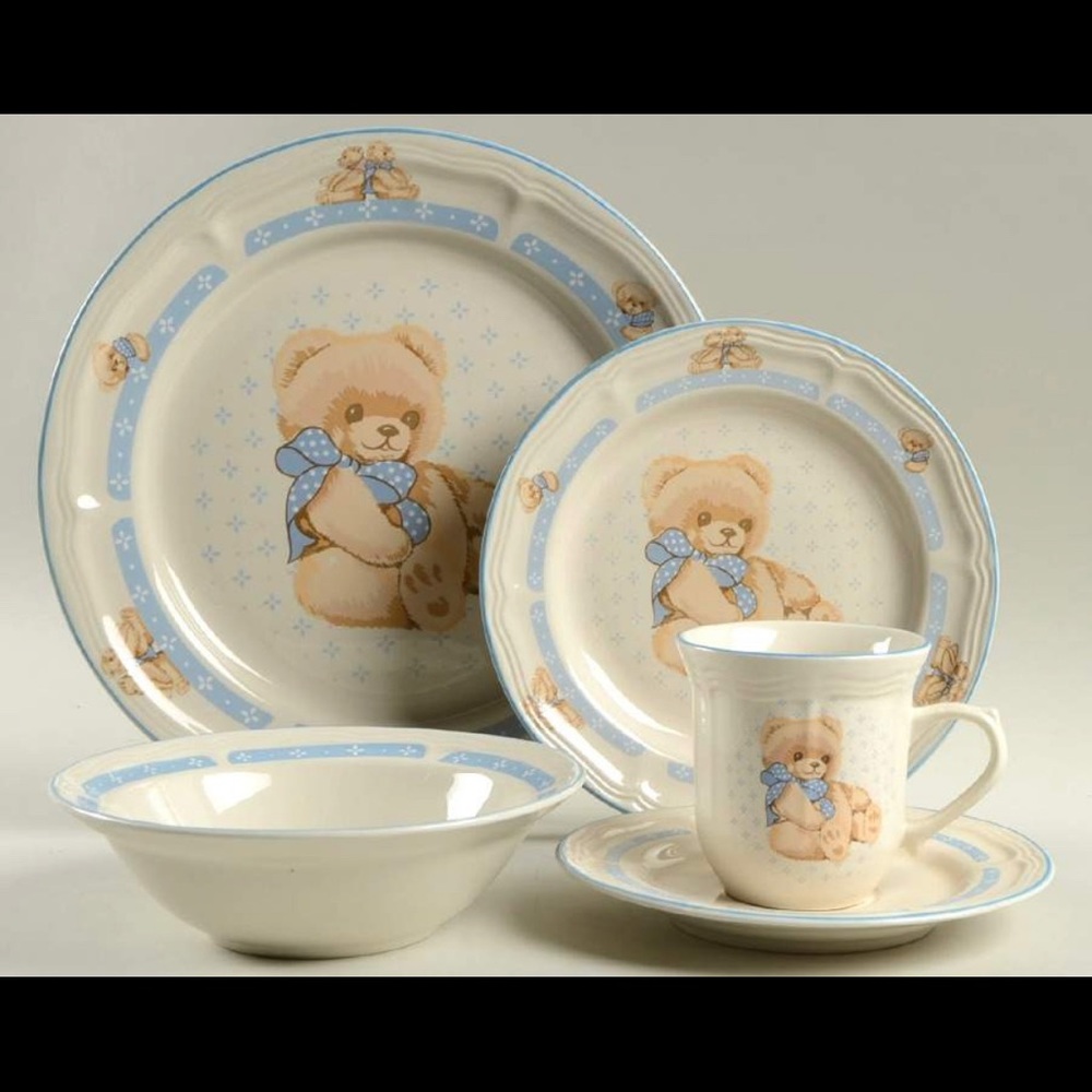 Country bear dinnerware